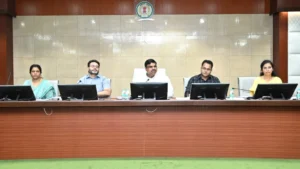 CG शिक्षा विभाग की बड़ी बैठक: ‘VSK App’ की उपस्थिति पर ही मिलेगा शिक्षकों को वेतन, ड्रॉपआउट बच्चों के लिए विशेष अभियान, पढ़िए बैठक के फैसले
