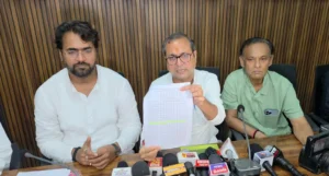 “392 बनाम 0” सड़क से सदन तक बिलासपुर की आवाज शून्य, सवाल पूछेंगे तो मंत्री कैसे बनेंगे? शैलेष पाण्डेय का विधायक अमर अग्रवाल पर तीखा हमला…मंत्री पद के लिए कर रहे राजनीति