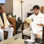 छत्तीसगढ़ में बढ़ेगी मोबाइल कनेक्टिविटी, CM साय ने केंद्रीय संचार मंत्री ज्योतिरादित्य सिंधिया से की 2,305 टावरों की मांग