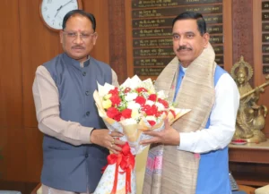 5 लाख मीट्रिक टन चावल के शीघ्र उठाव की पहल, मुख्यमंत्री विष्णुदेव साय ने केंद्रीय मंत्री से मांगे 250 रेलवे रैक प्रतिमाह
