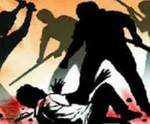 IPS के बेटे को घेरकर पीटा, बेल्ट-कड़े से हमला; ‘पिता IPS हैं तो क्या कर लेंगे’….CG में आधी रात बवाल, 4 पर FIR