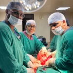 8 किलो का वजनी विशालकाय ट्यूमर पेट में लेकर जी रही थी महिला, रायगढ़ के डॉक्टरों ने हाई रिस्क ऑपरेशन कर दी नई जिंदगी