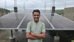 छत पर लगा सोलर, बिजली बिल हुआ ZERO! 850 यूनिट ग्रिड को देकर ‘बिजली उपभोक्ता’ से ‘बिजली दाता’ बना परिवार