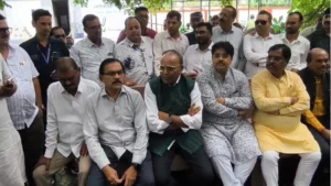 वायरल वीडियो पर अब कोर्ट में घमासान! अजय चंद्राकर का बड़ा वार, सुप्रिया-नेहा के खिलाफ मानहानि का दावा
