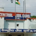 CG-केंद्रीय जेल में छापा, सुबह-सुबह 100 जवानों का धावा! 2 मोबाइल और सिम समेत प्रतिबंधित सामान बरामद, खंगाले जा रहे संपर्क